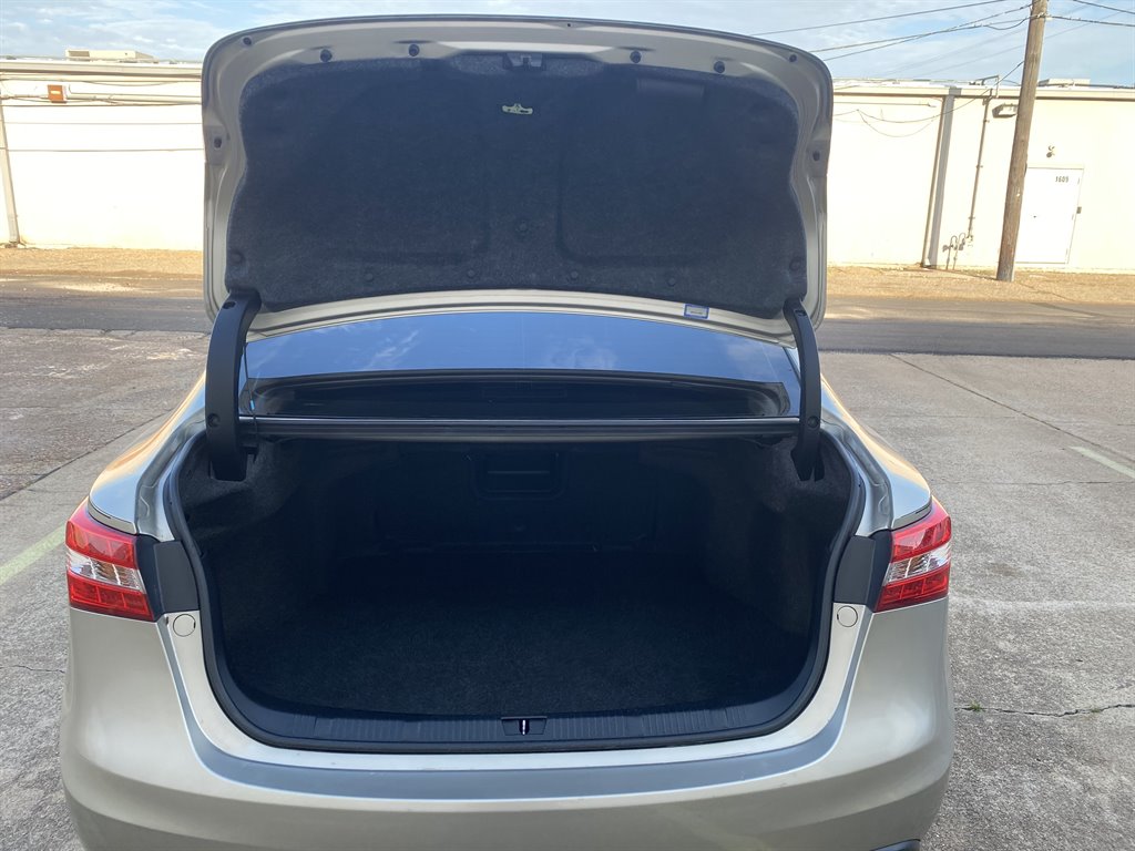 2015 Toyota Avalon - $15,996