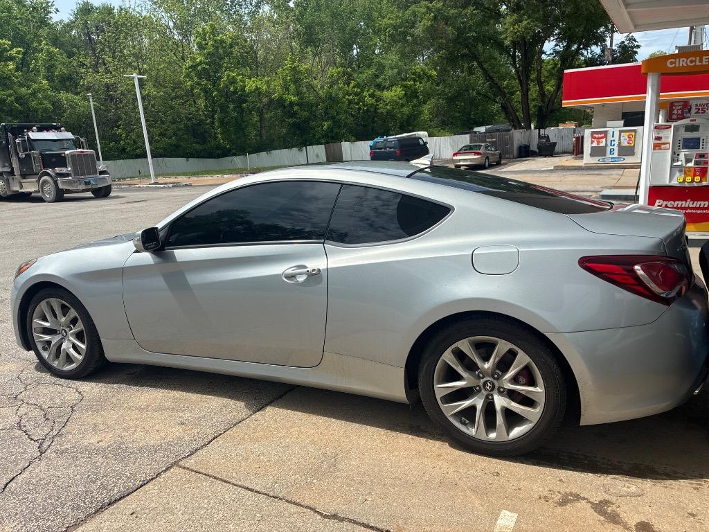2013 Hyundai Genesis