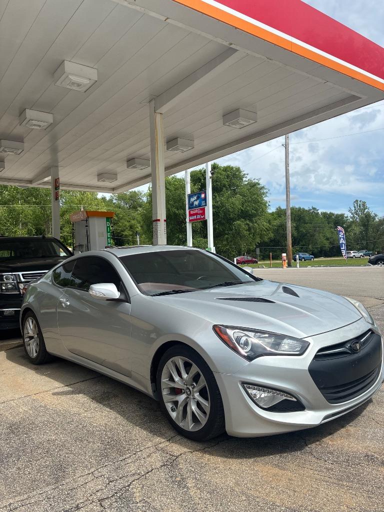 2013 Hyundai Genesis