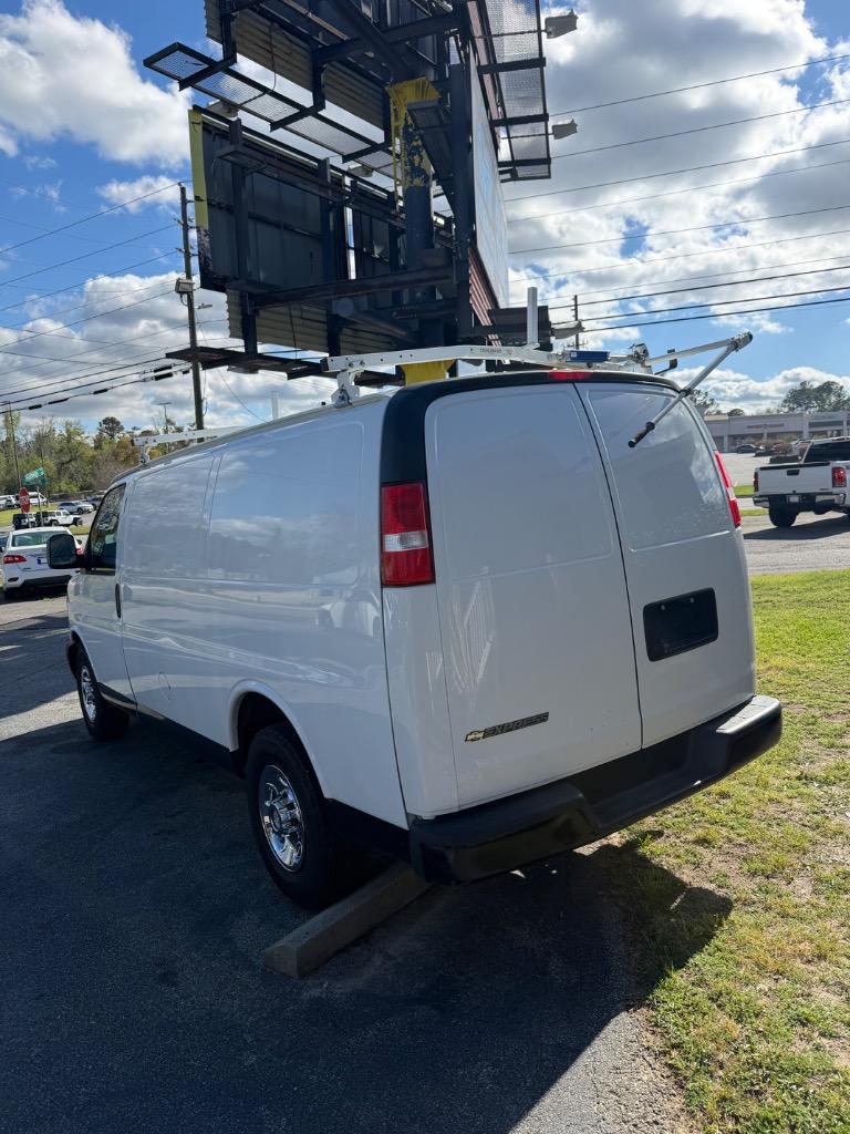 2017 Chevrolet Express - $9,900