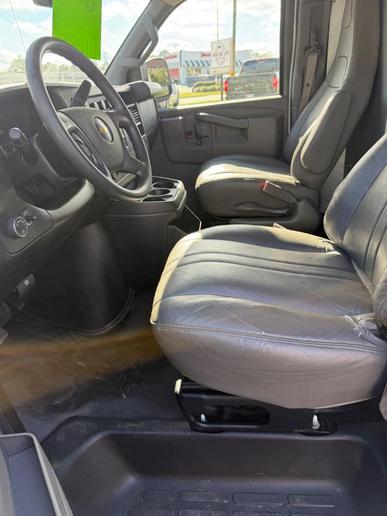 2017 Chevrolet Express - $9,900