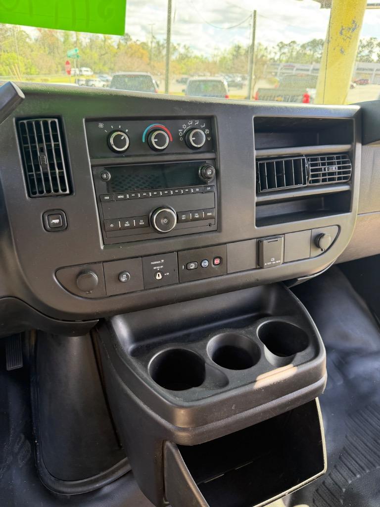 2017 Chevrolet Express - $9,900