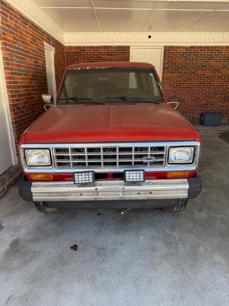 1984 Ford Bronco - $5,900