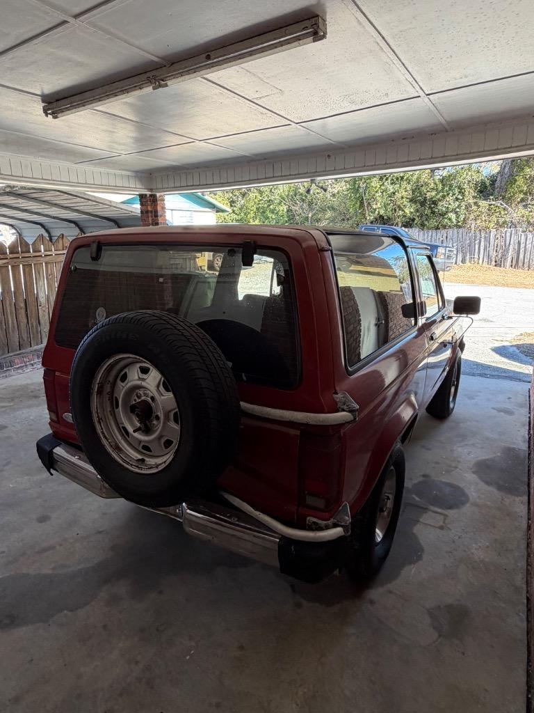 1984 Ford Bronco - $5,900