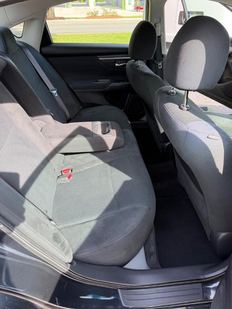 2015 Nissan Altima - $8,900