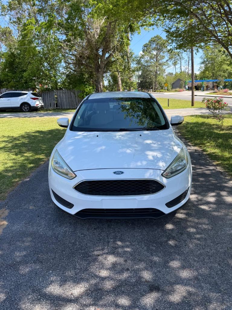 2015 Ford Focus - $5,900