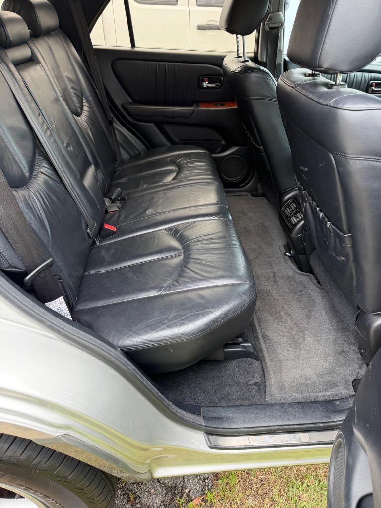 2002 Lexus RX - $6,750