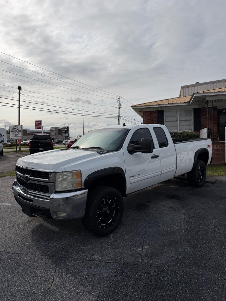 2010 Chevrolet Silverado - $1,290