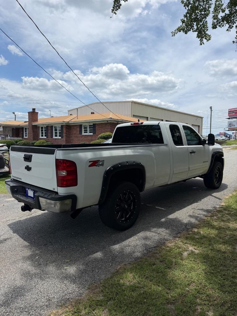 2010 Chevrolet Silverado - $1,290