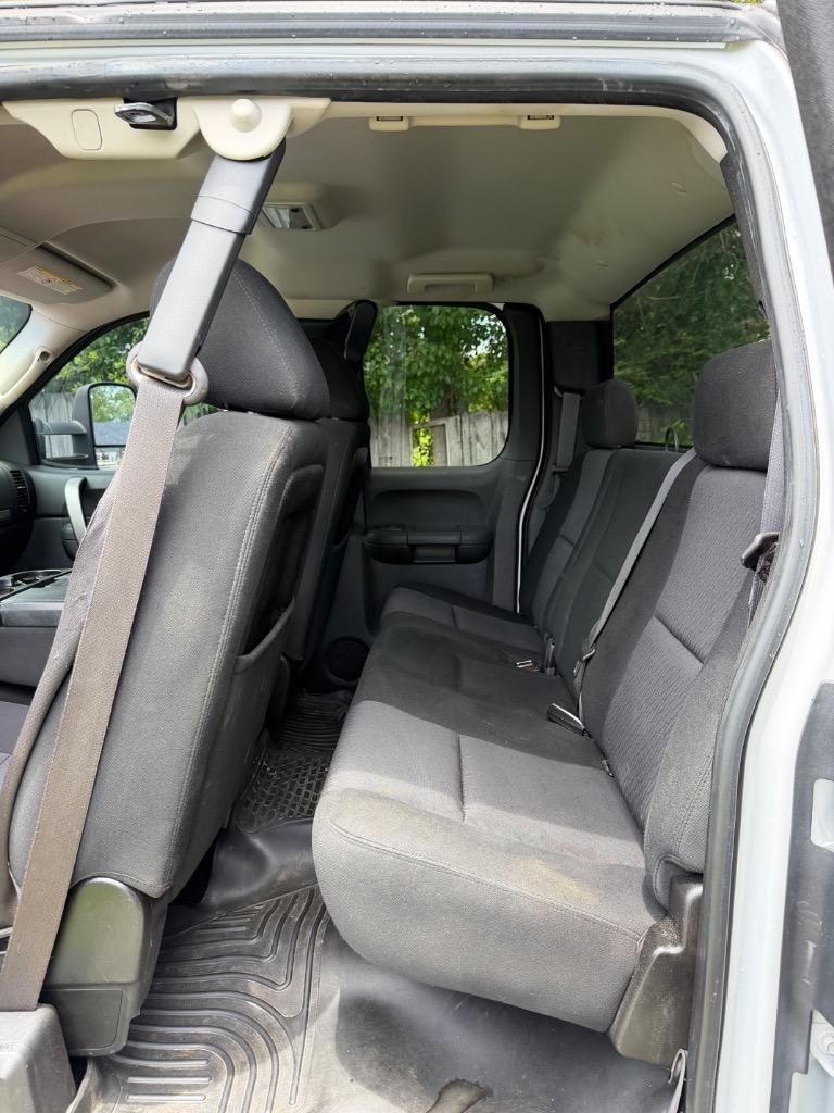 2010 Chevrolet Silverado - $1,290