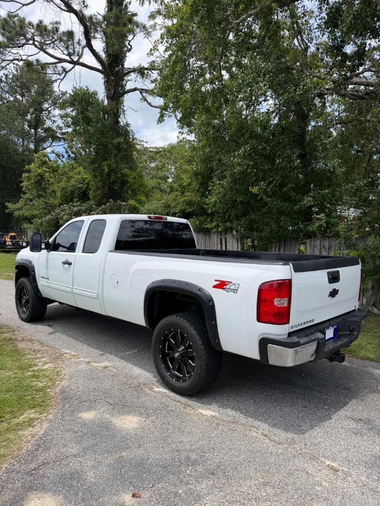 2010 Chevrolet Silverado - $1,290