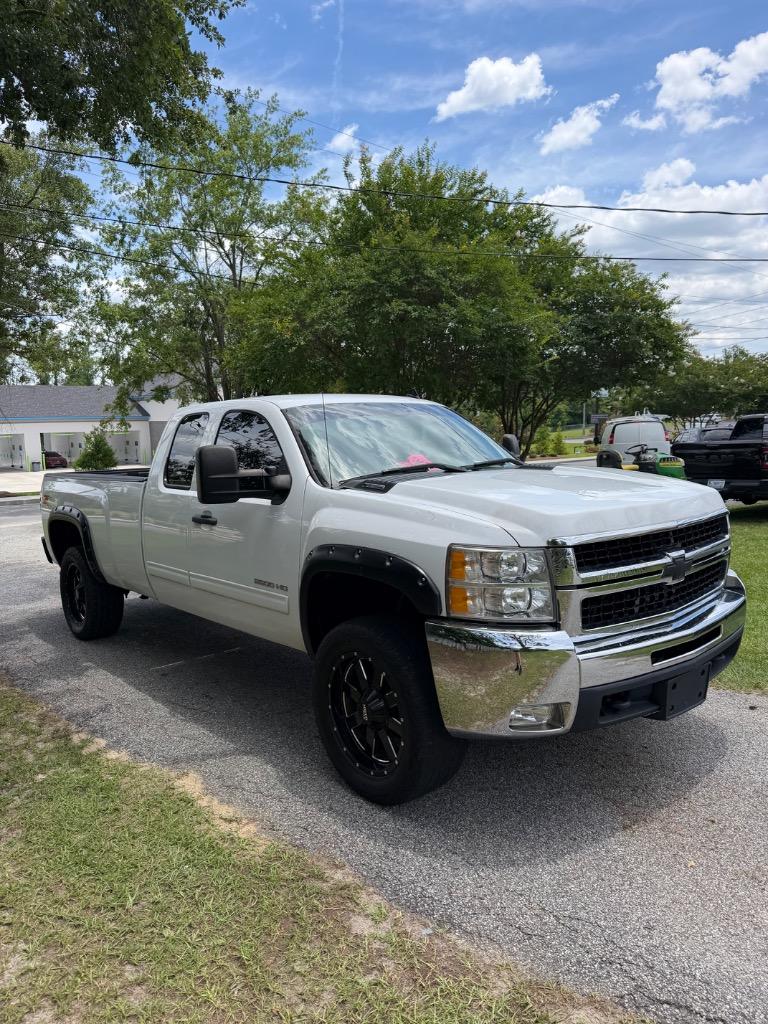 2010 Chevrolet Silverado - $1,290