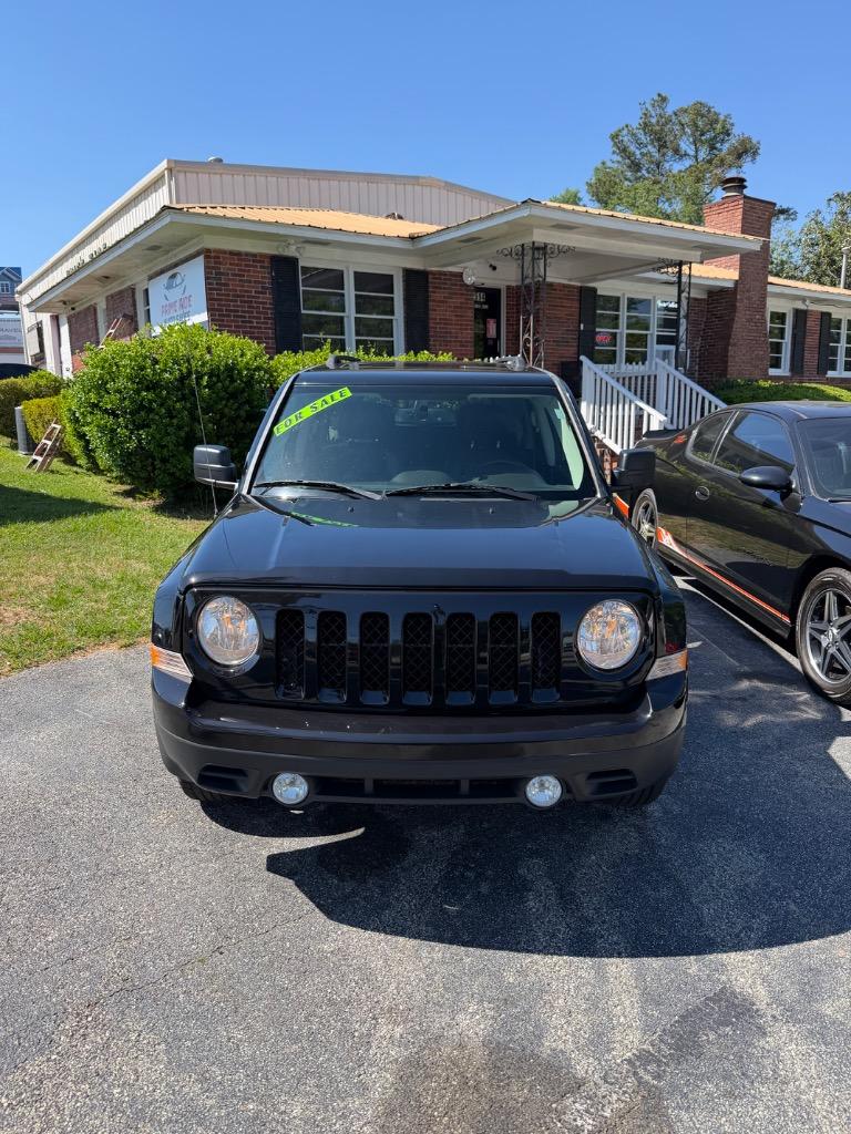 2015 Jeep Patriot - $9,500