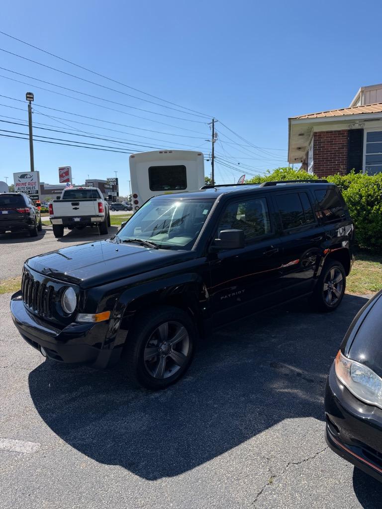 2015 Jeep Patriot - $9,500