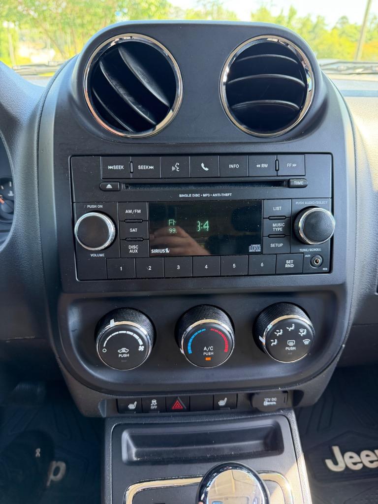2015 Jeep Patriot - $9,500
