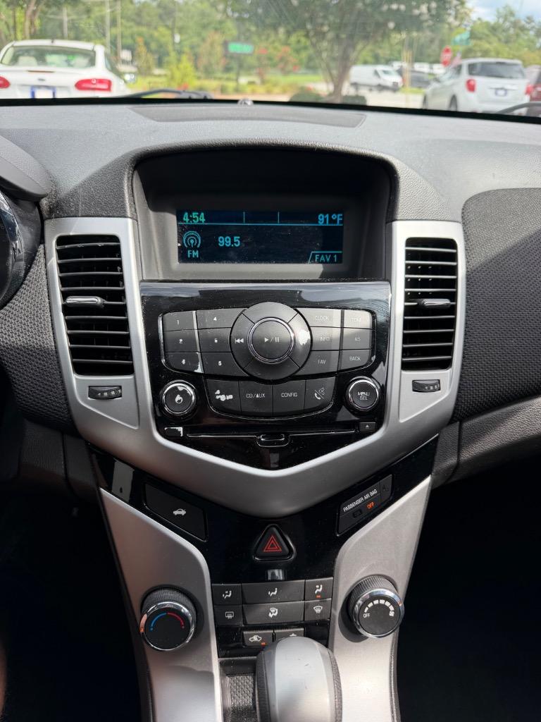 2016 Chevrolet Cruze - $7,900