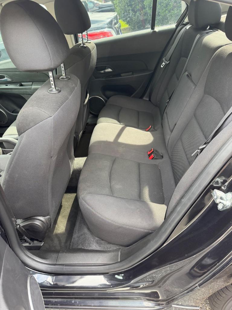 2016 Chevrolet Cruze - $7,900