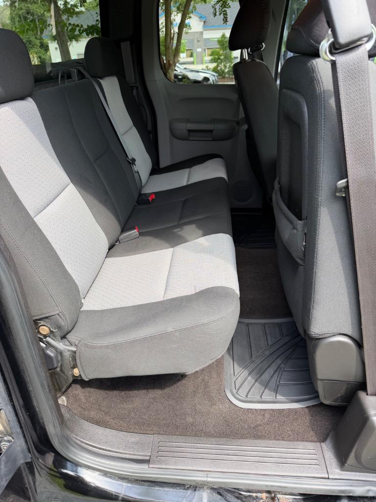 2009 Chevrolet Silverado - $6,900