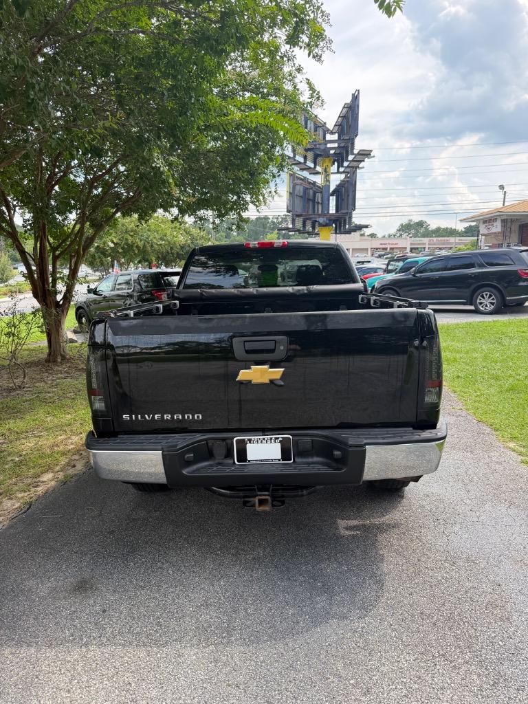2009 Chevrolet Silverado - $6,900