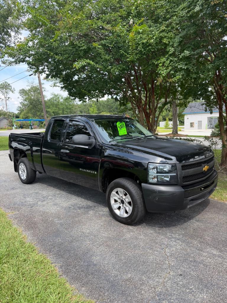 2009 Chevrolet Silverado - $6,900