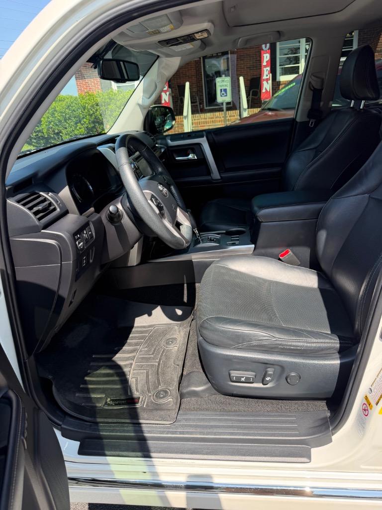 2018 Toyota 4Runner - $34,900
