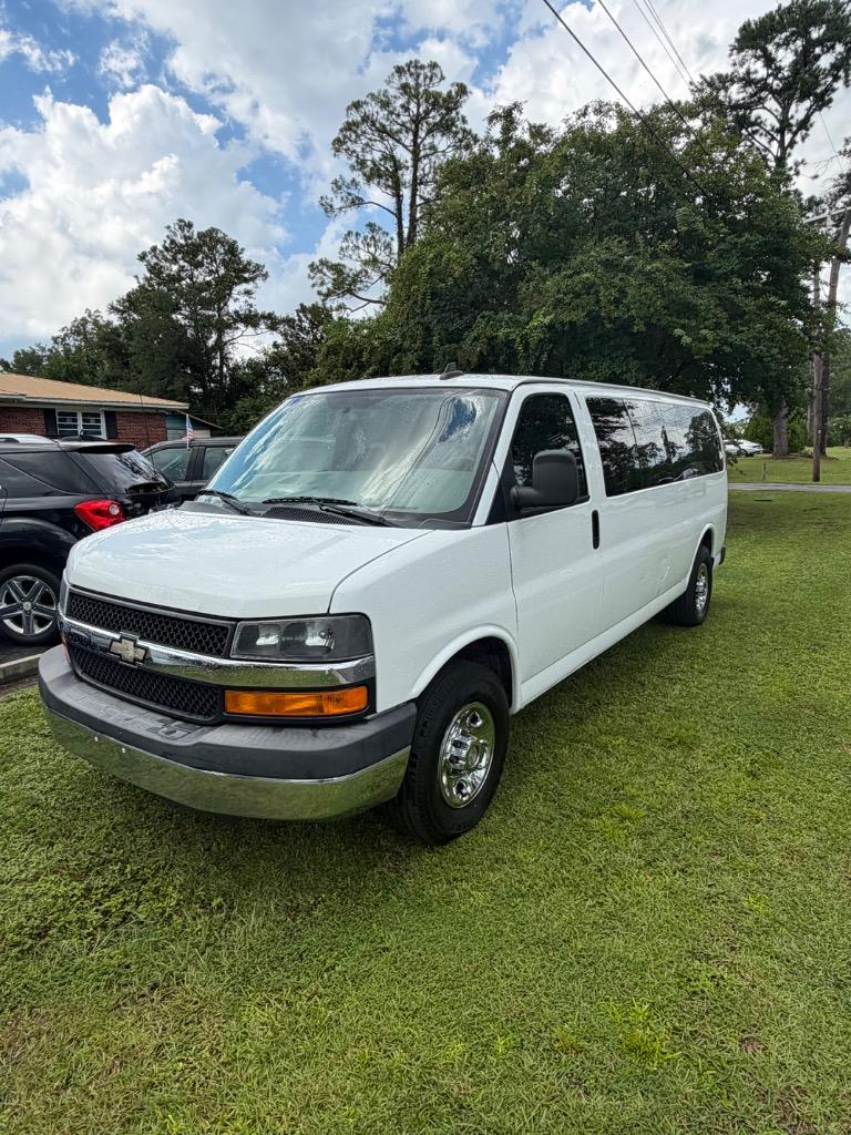 2016 Chevrolet Express - $13,900
