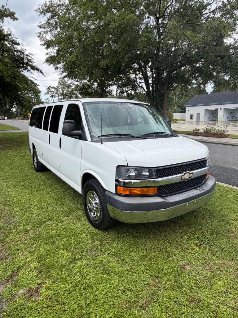 2016 Chevrolet Express - $13,900