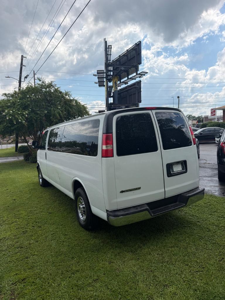 2016 Chevrolet Express - $13,900