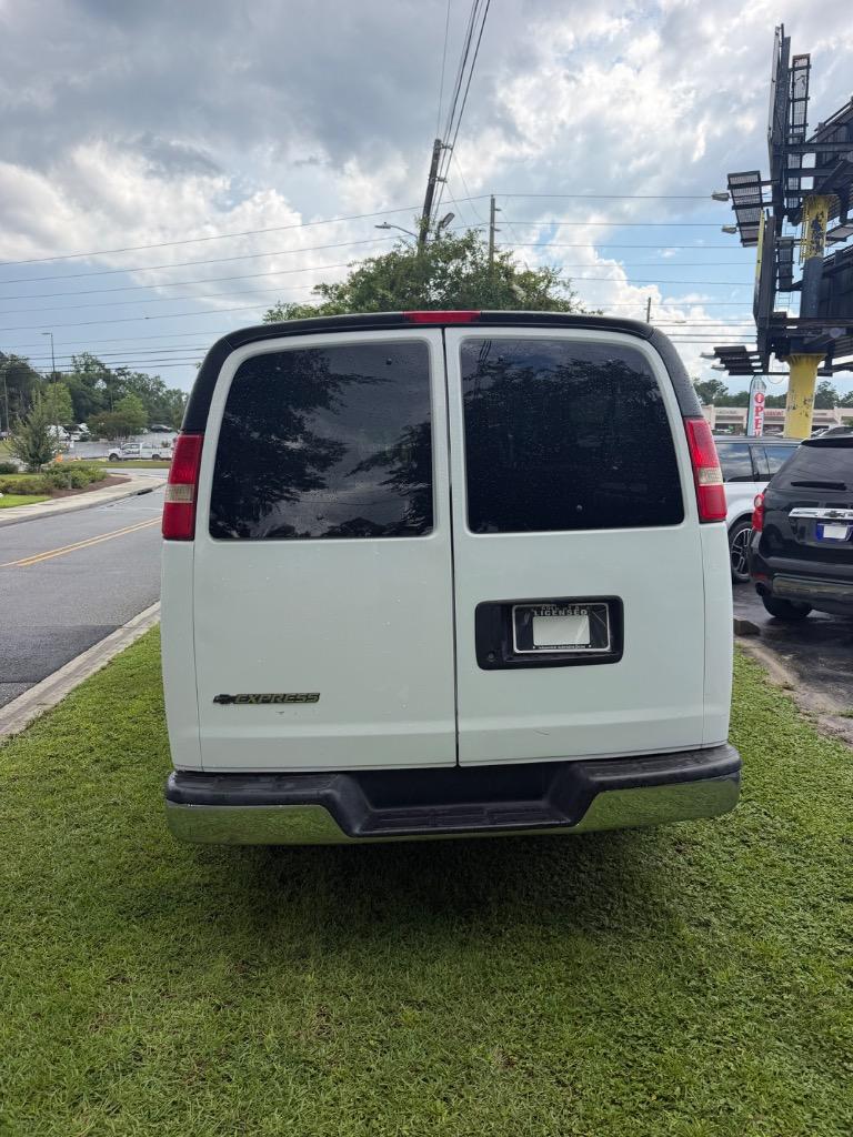 2016 Chevrolet Express - $13,900