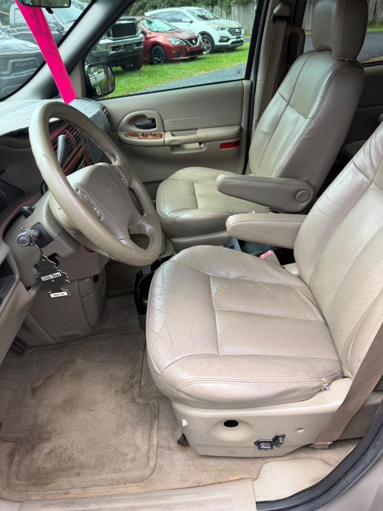 2002 Oldsmobile Silhouette - $4,900