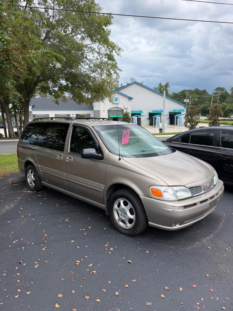 2002 Oldsmobile Silhouette - $4,900