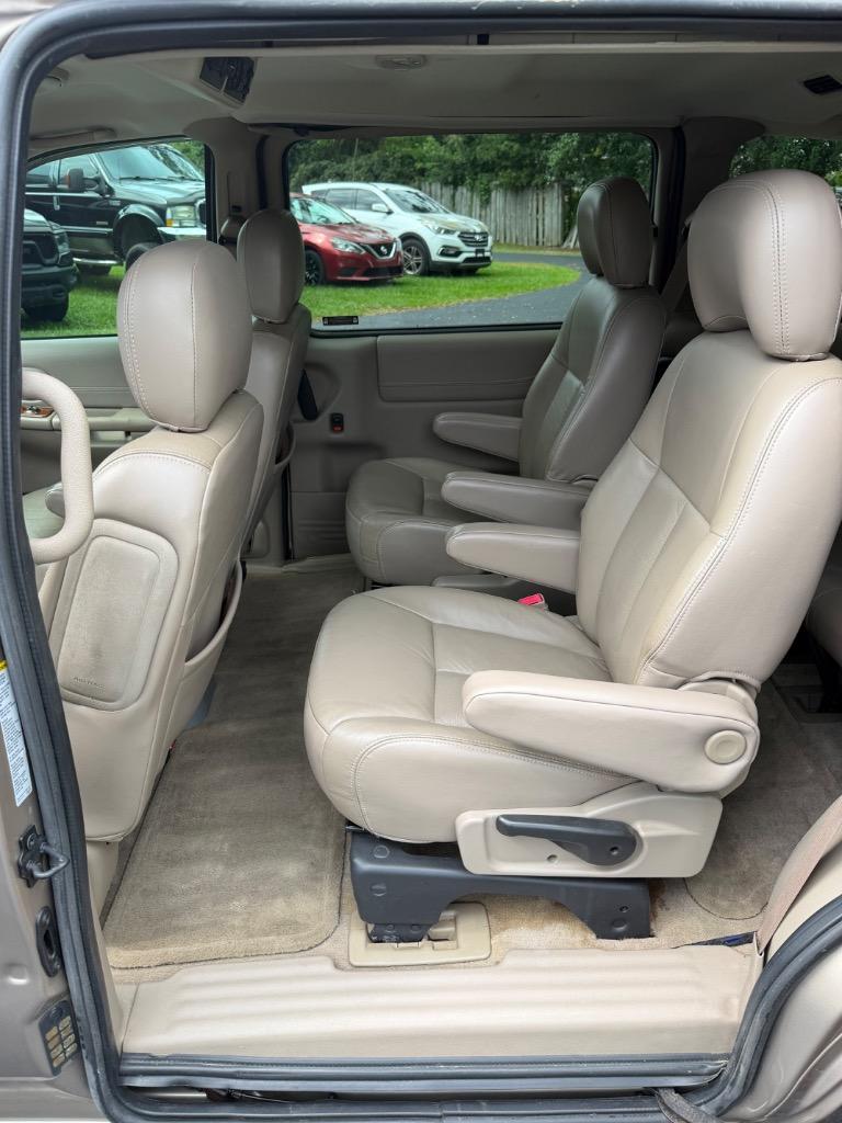 2002 Oldsmobile Silhouette - $4,900