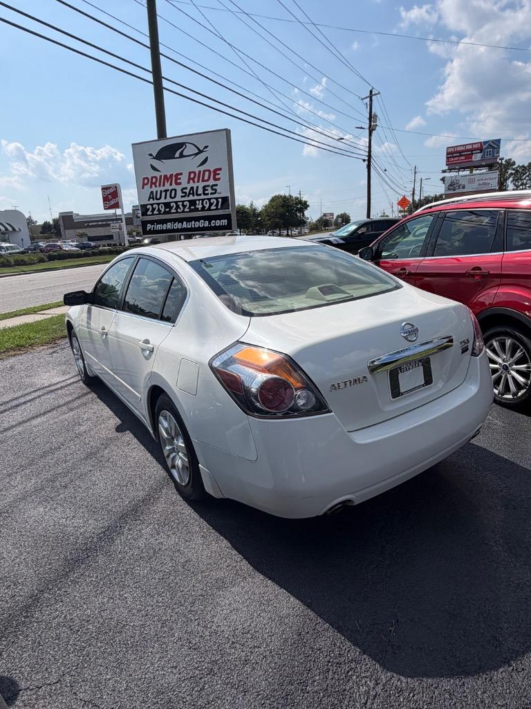 2012 Nissan Altima - $4,900