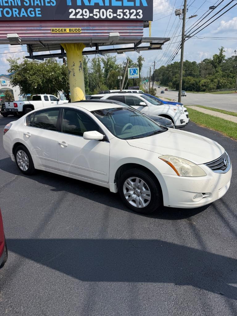 2012 Nissan Altima - $4,900