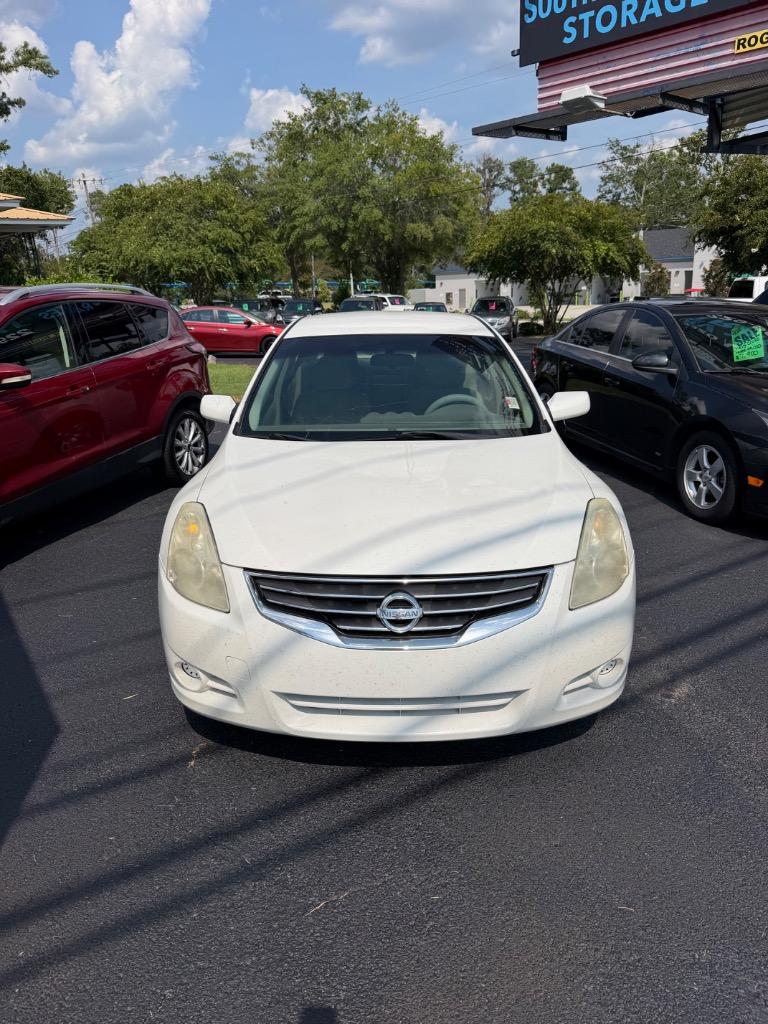 2012 Nissan Altima - $4,900