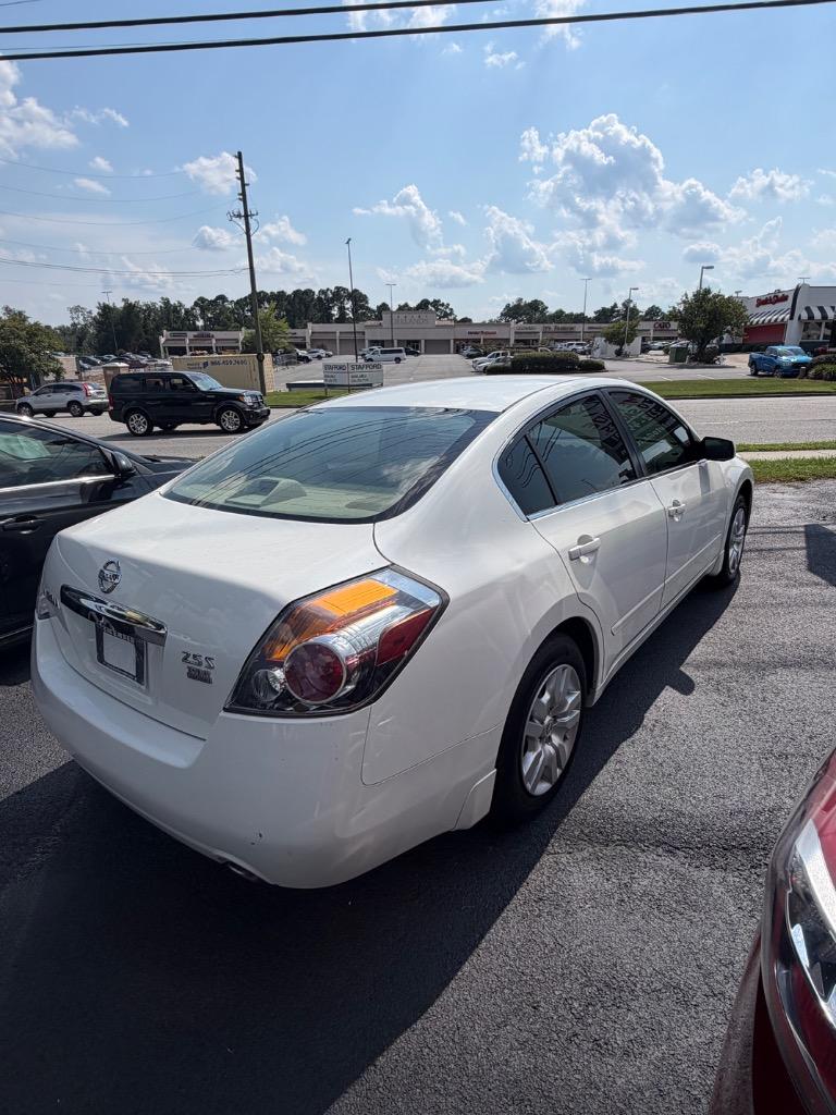 2012 Nissan Altima - $4,900