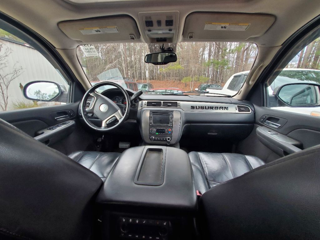 2007 Chevrolet Suburban - $5,990