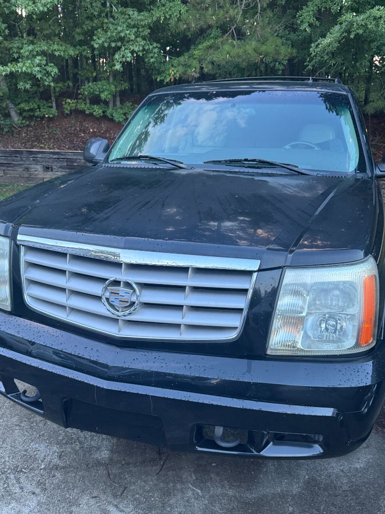 2002 Cadillac Escalade - $4,500