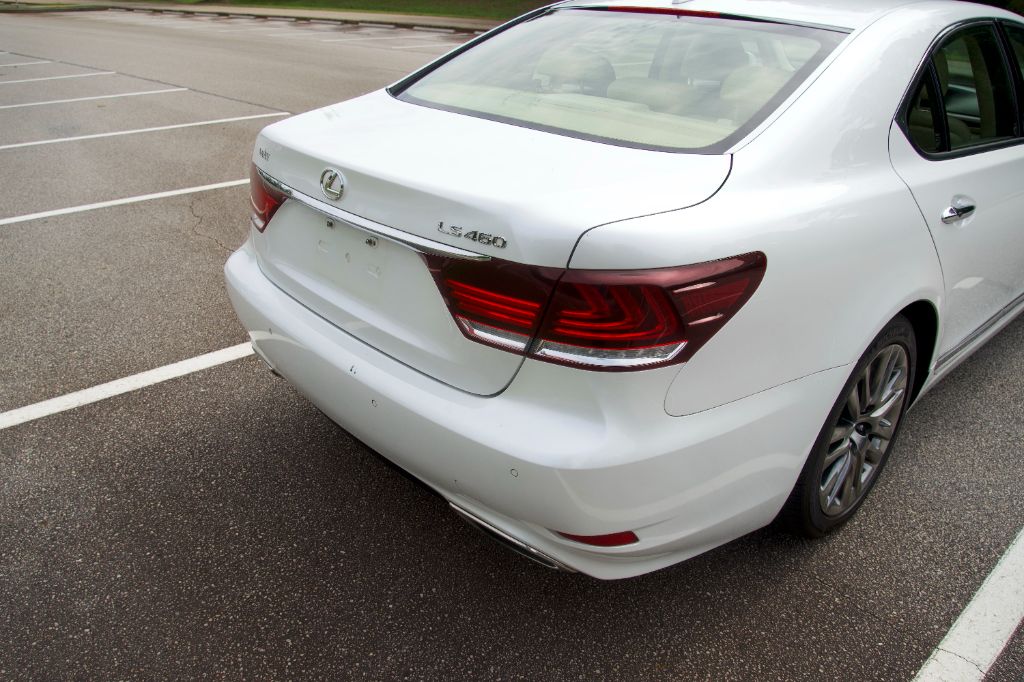 2017 Lexus LS - $22,990