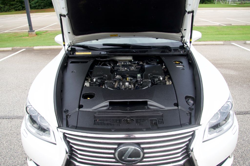 2017 Lexus LS - $22,990