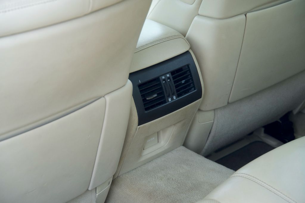2017 Lexus LS - $22,990