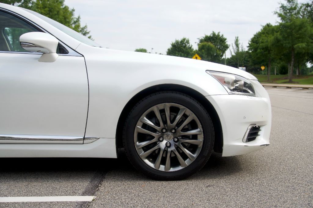 2017 Lexus LS - $22,990