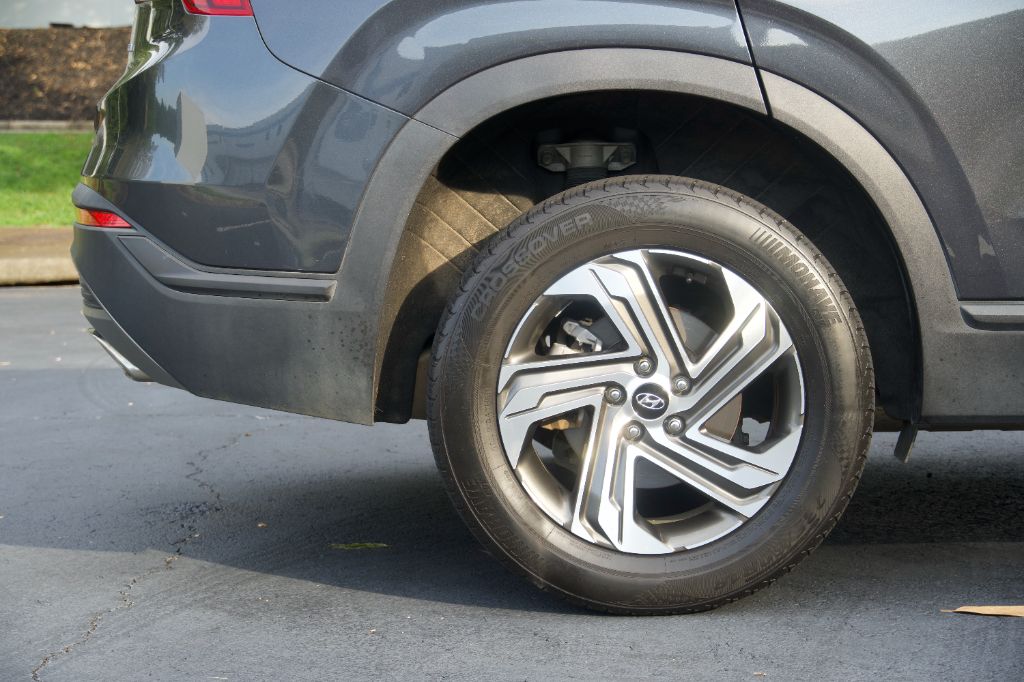 2023 Hyundai Santa Fe - $16,899