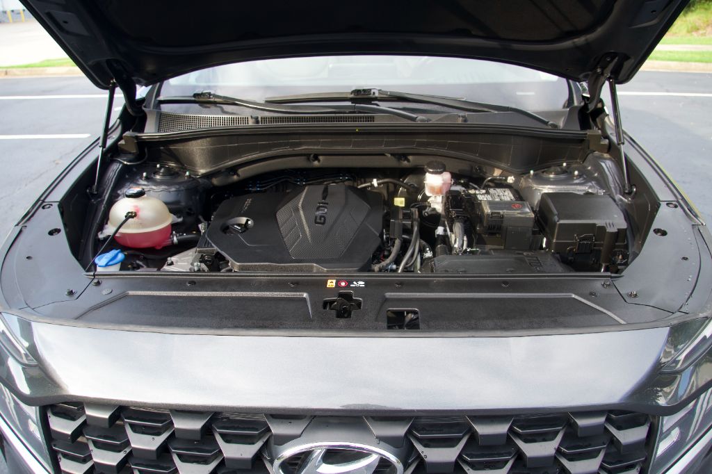 2023 Hyundai Santa Fe - $16,899