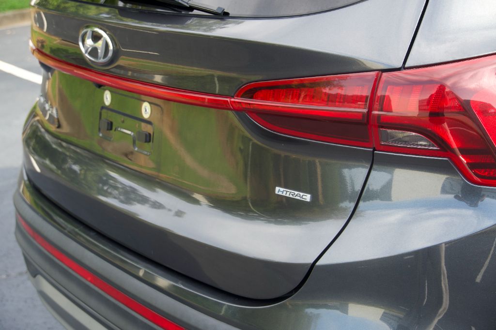 2023 Hyundai Santa Fe - $16,899