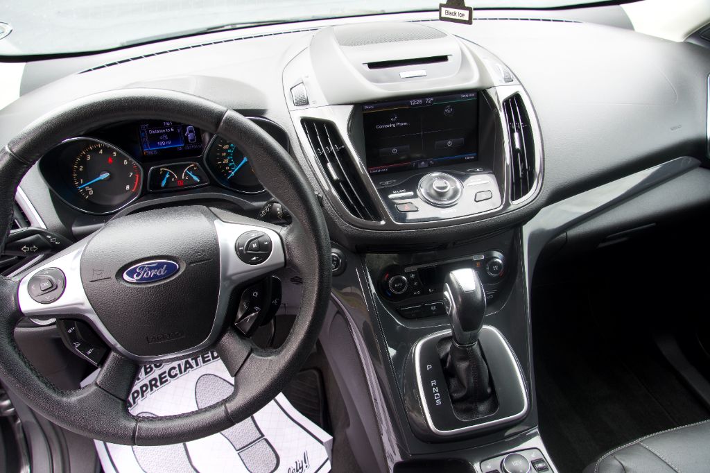 2013 Ford Escape - $8,999