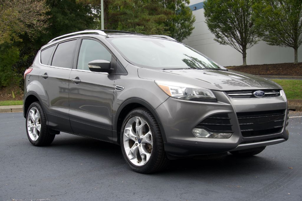 2013 Ford Escape - $8,999