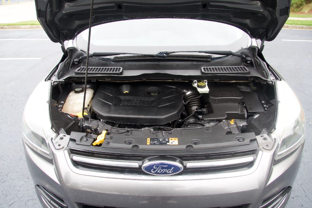 2013 Ford Escape - $8,999