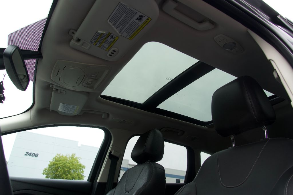 2013 Ford Escape - $8,999