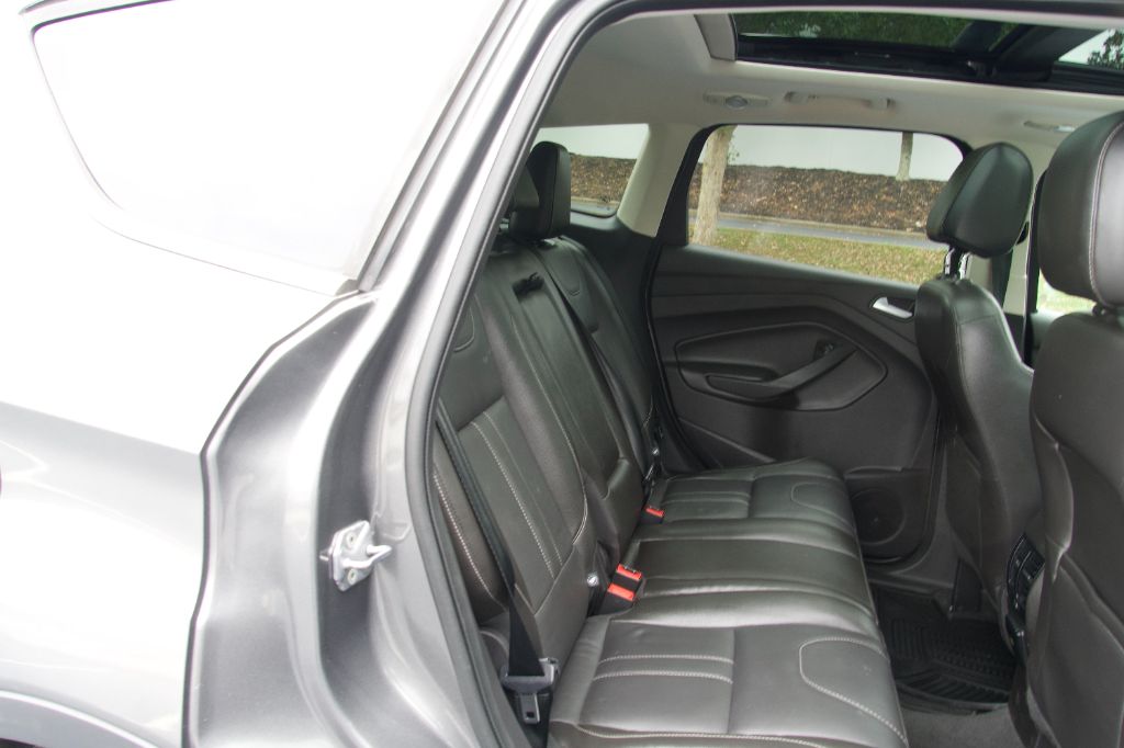 2013 Ford Escape - $8,999